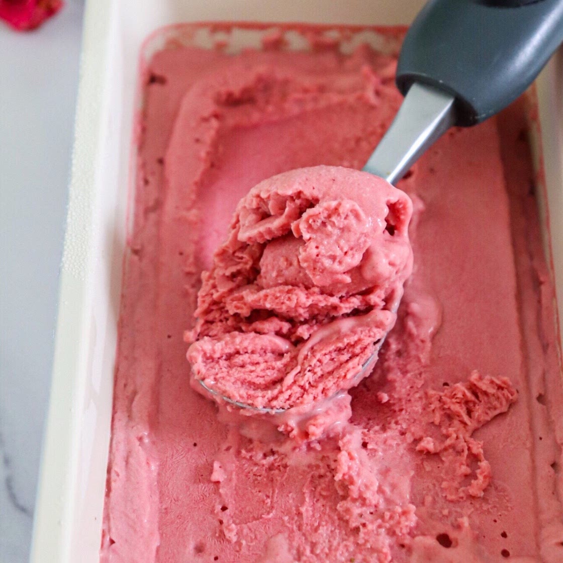 Vegan Strawberry Ice Cream (no churn)