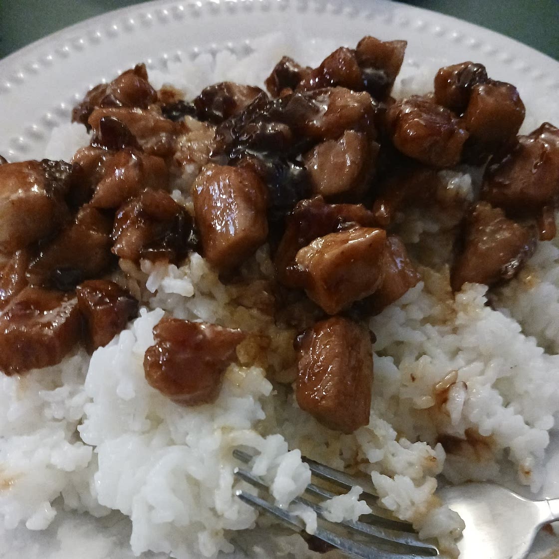 Sweet caramelized pork with rice