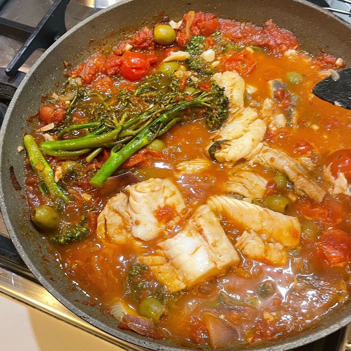 One Pot Fish Puttanesca With Fennel