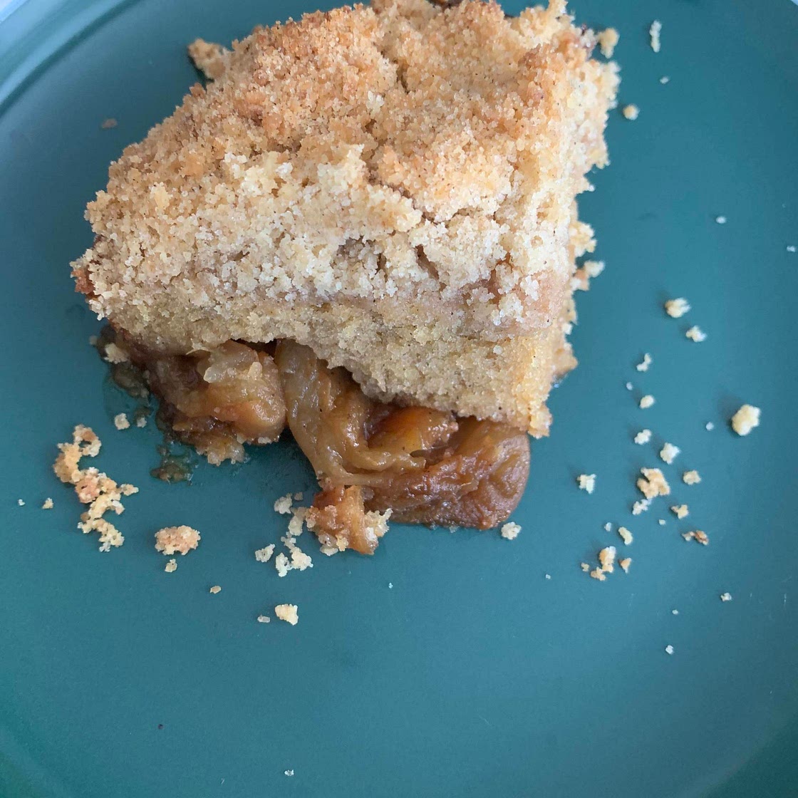 Apple Crumble Cake