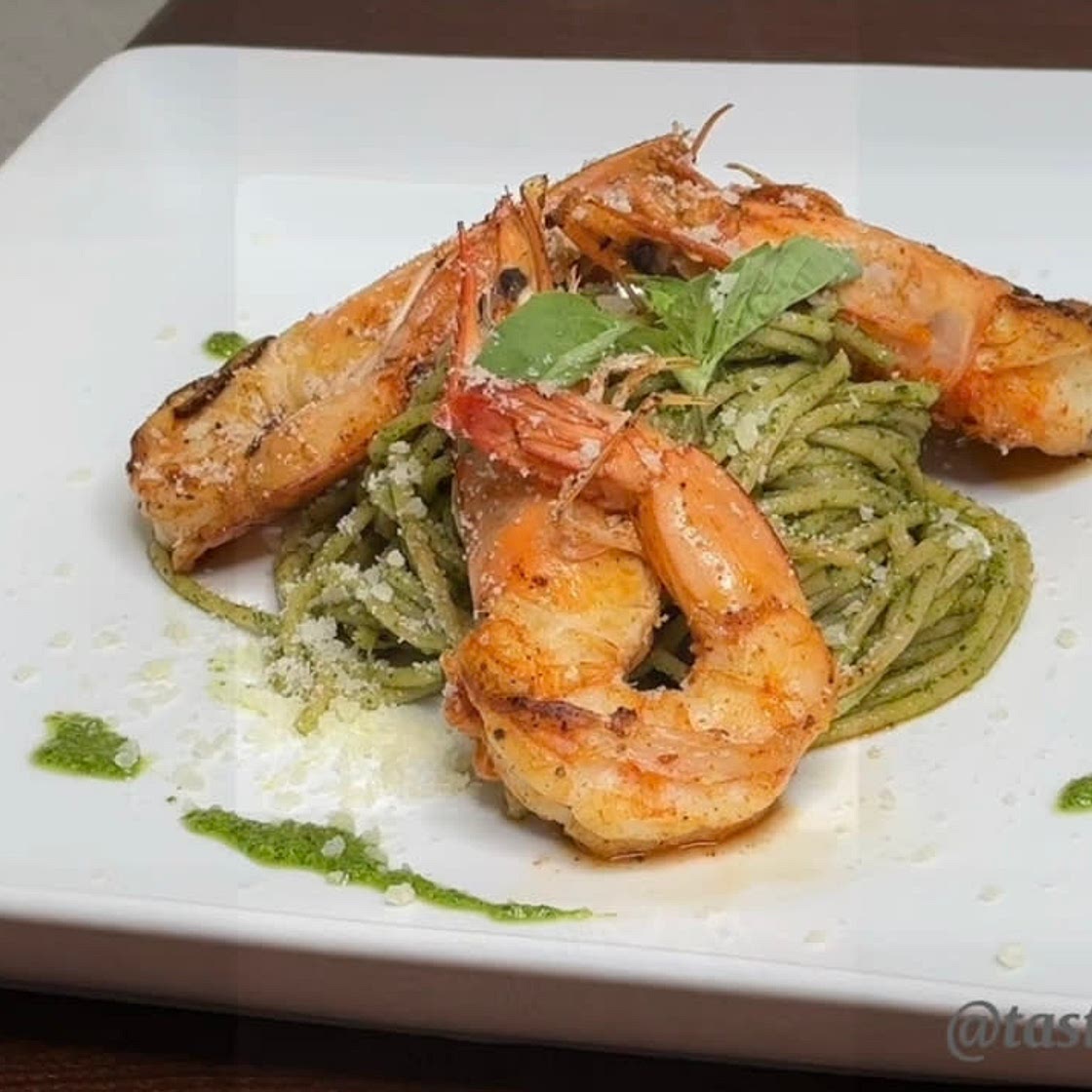Basil Pesto Pasta with Shrimp