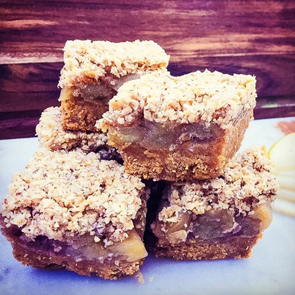 Apple Crumble Slice