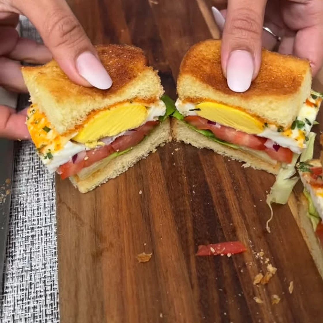 Baked egg sandwich 
