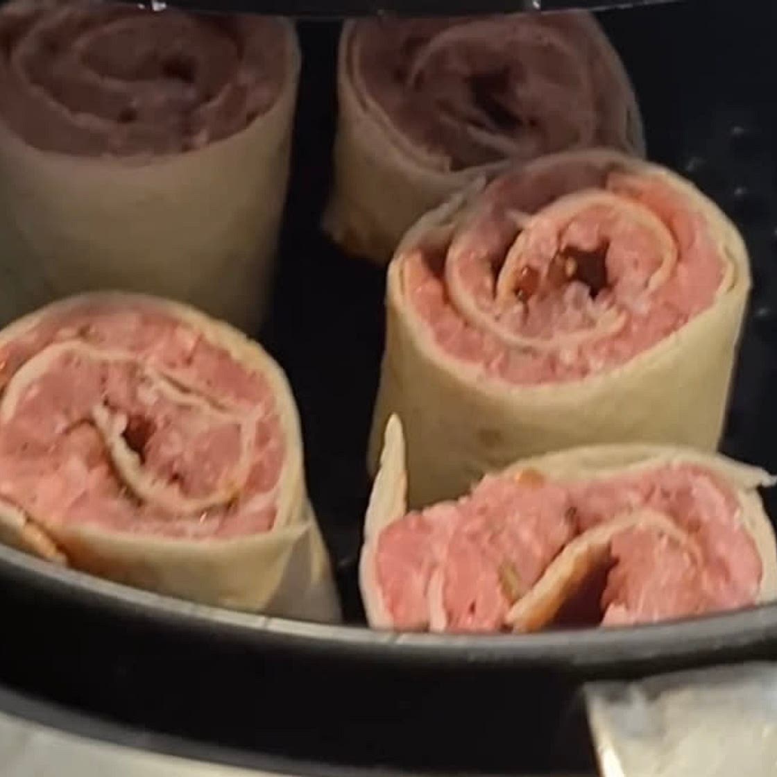 Air Fryer tortilla sausage rolls 