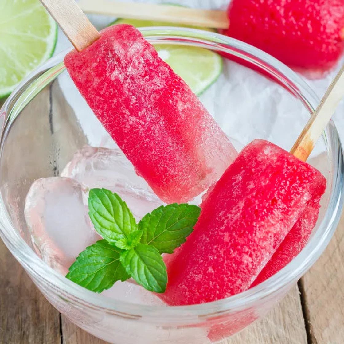 Luscious Vodka Popsicle Recipe with Raspberries and Mint