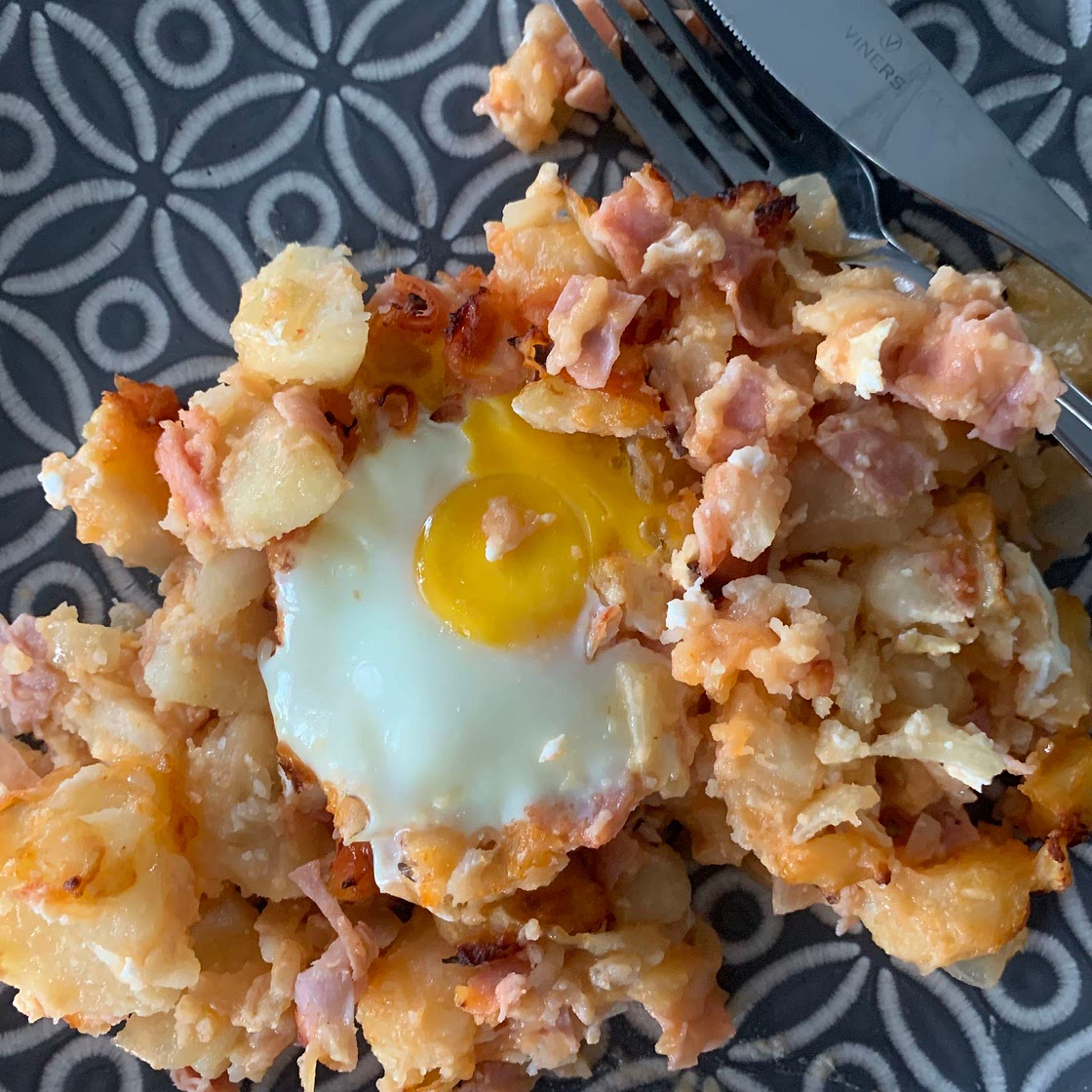 Egg, ham & potato hash
