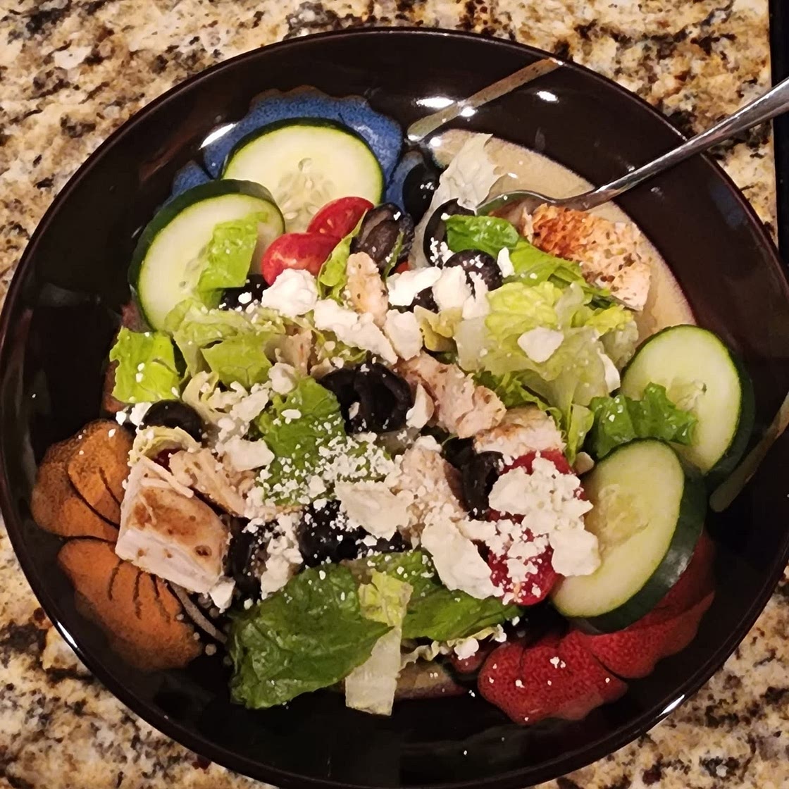 Mediterranean Grilled Chicken Salad