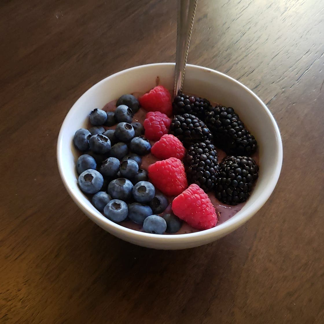 Blueberry Smoothie Bowl w Blackberries