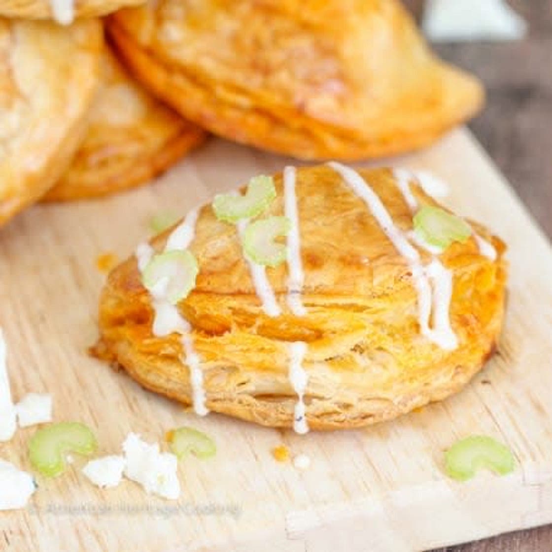 Buffalo chicken & Blue cheese pie