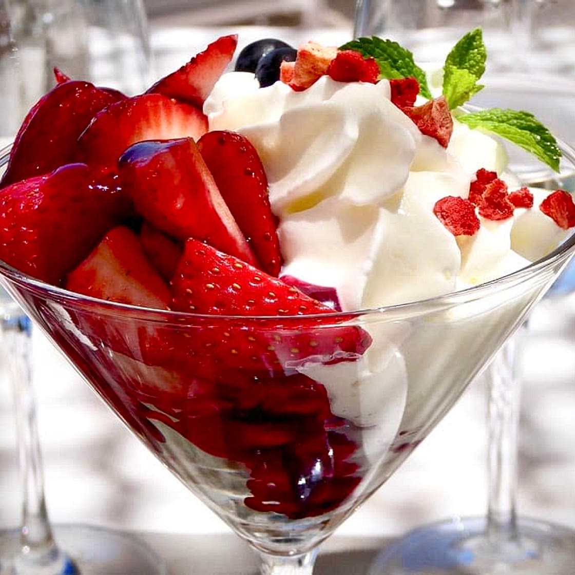 Strawberries Romanoff 🍓