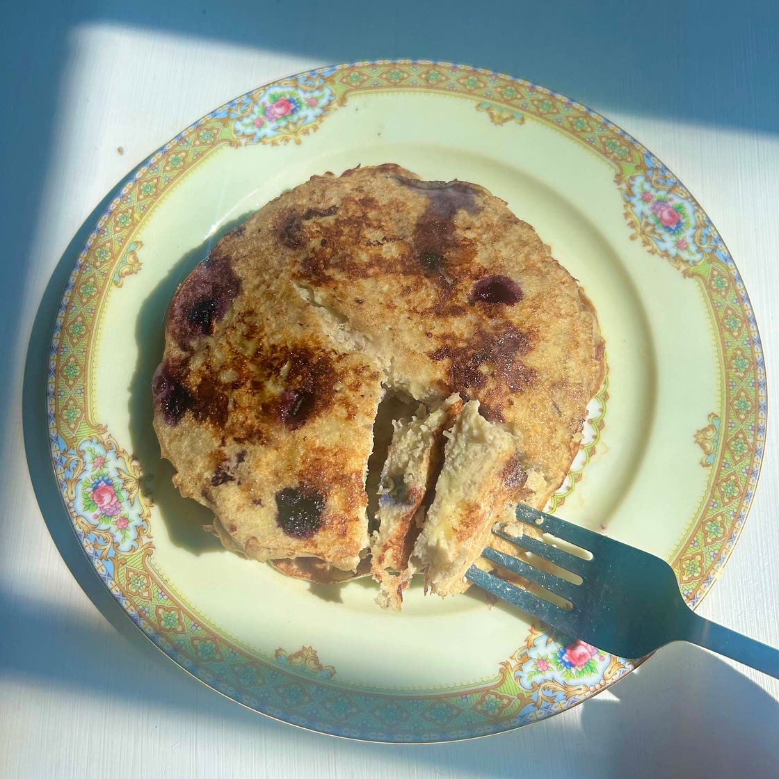 3 Ingredient Blueberry Pancakes