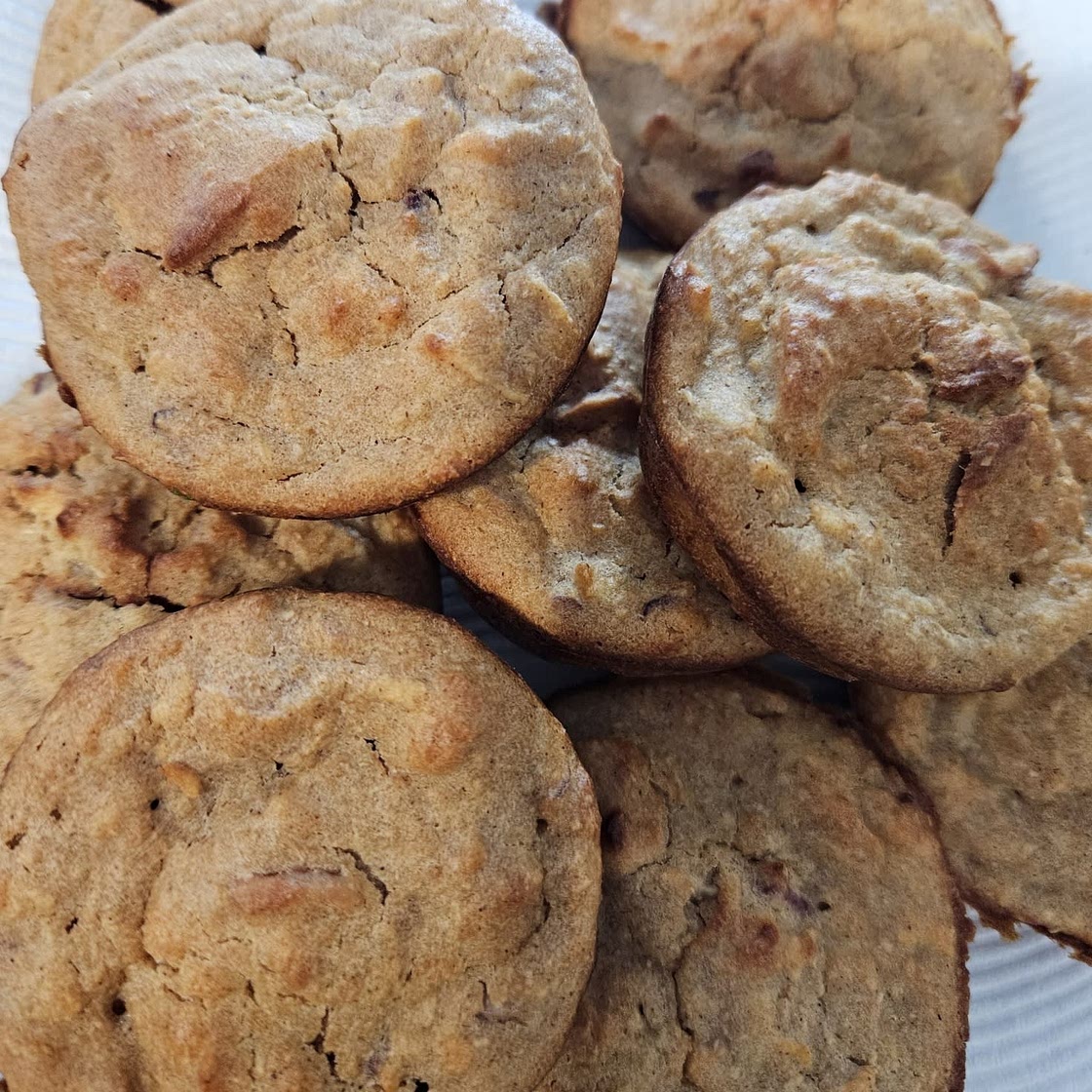 Applesauce Muffins