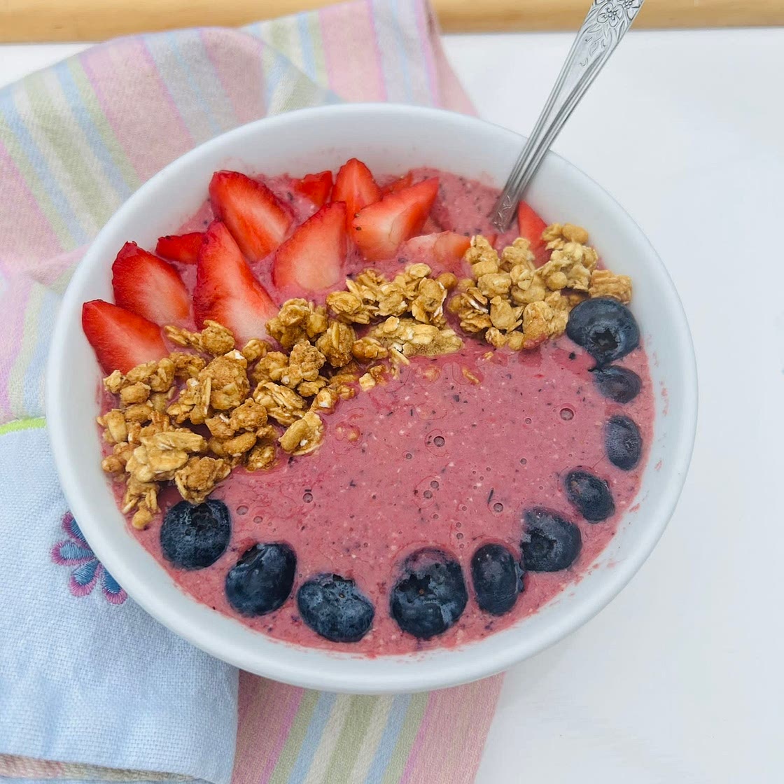 Triple Berry Oat Smoothie 