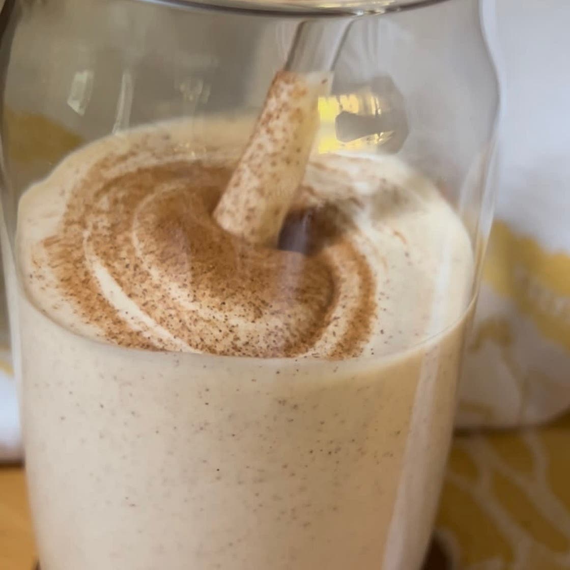 Cinnamon Roll Smoothie