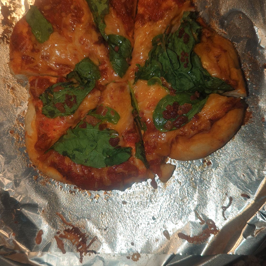 Spinach and cheese Pizza