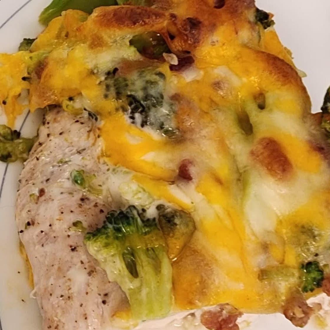 Baked Ranch Chicken with Broccoli and Bacon
