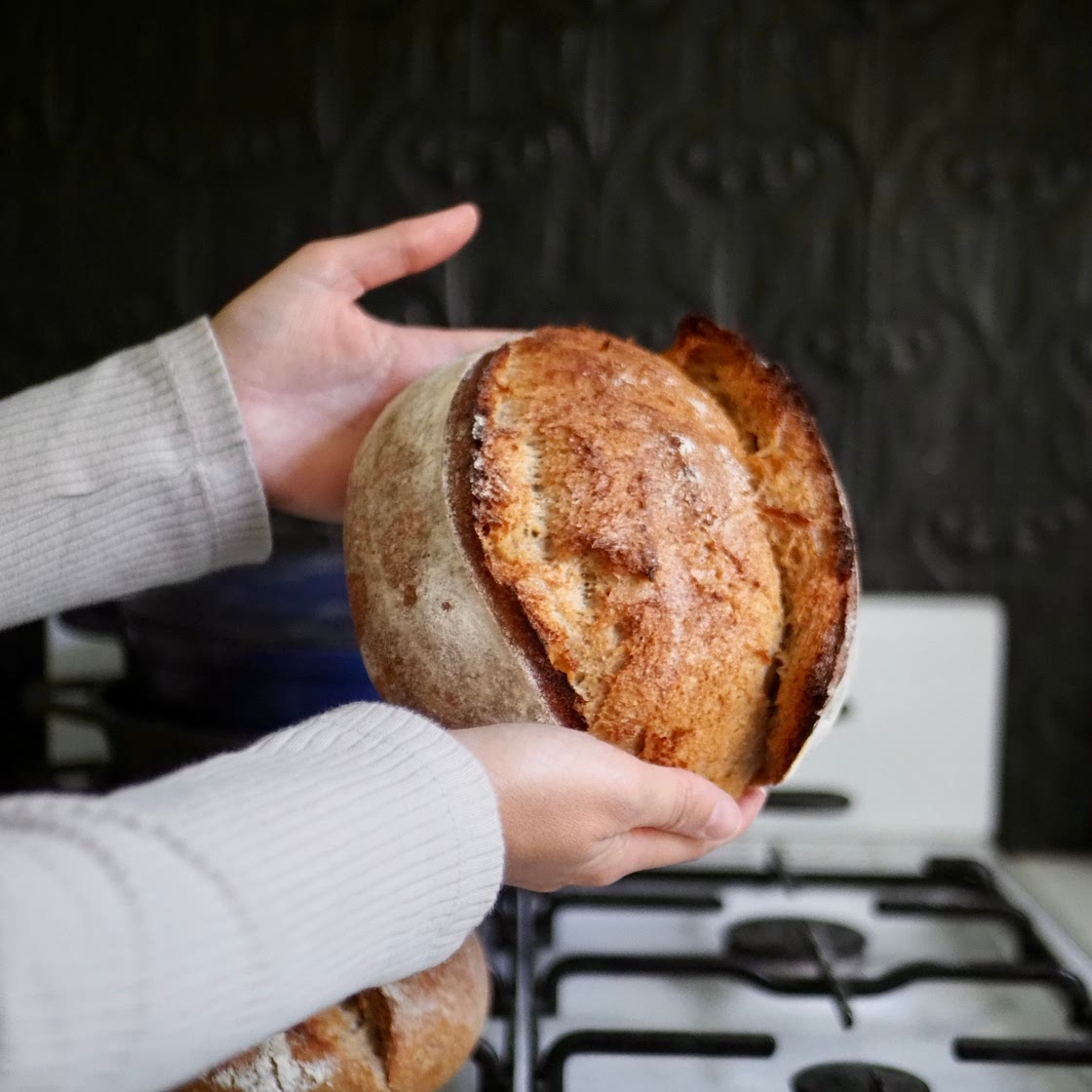 Undemanding light rye loaf