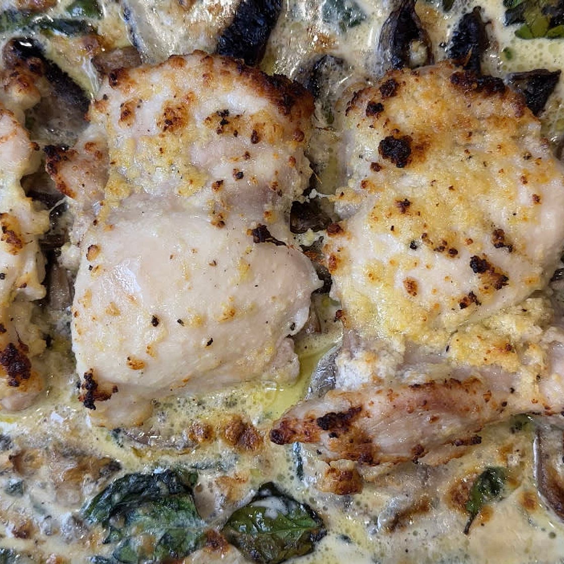 Lemon garlic chicken with creamy mushroom sauce tray bake