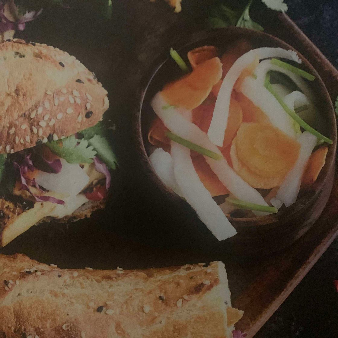 Banh mi tofu lime & sesame / version sur laitue