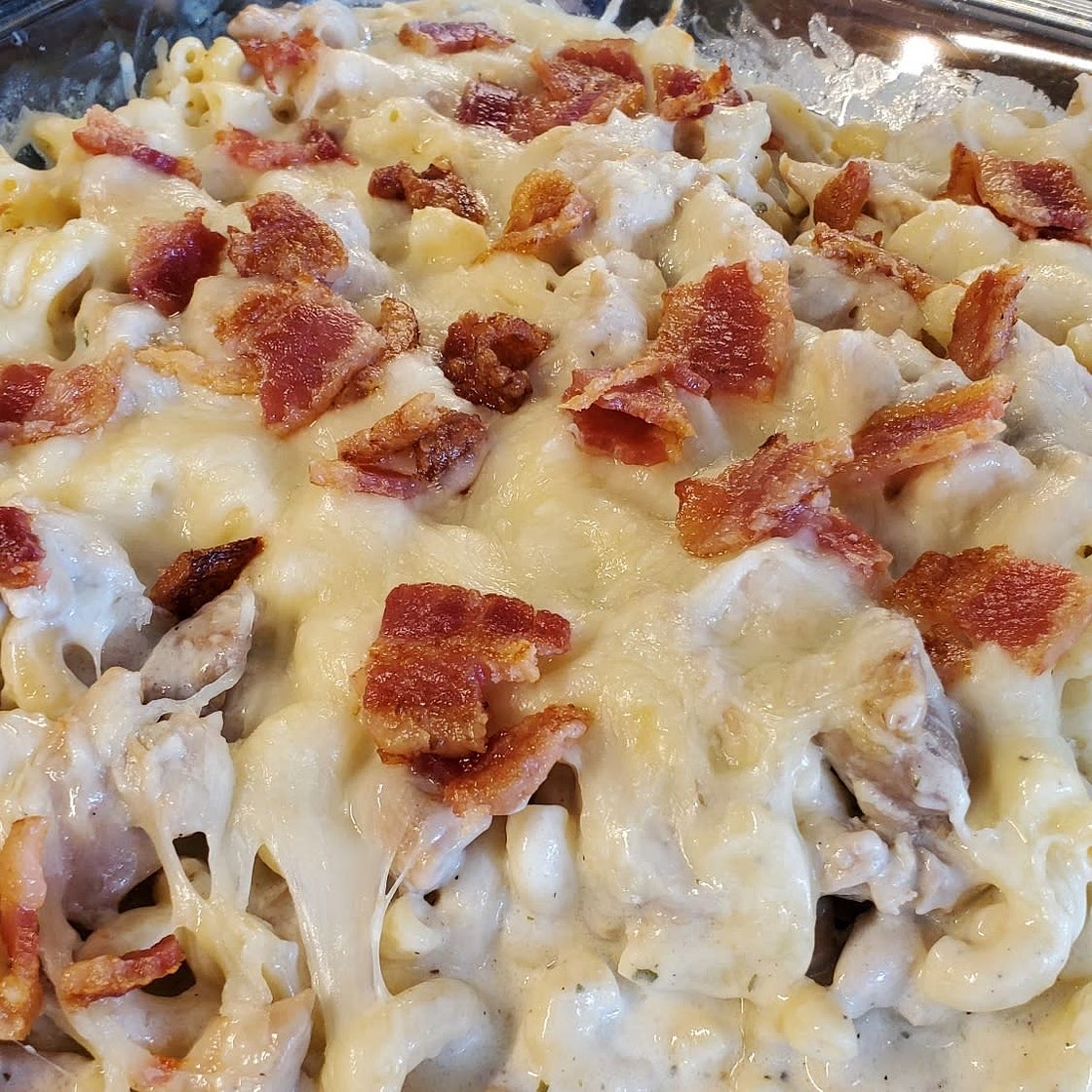 Chicken Ranch Pasta Bake