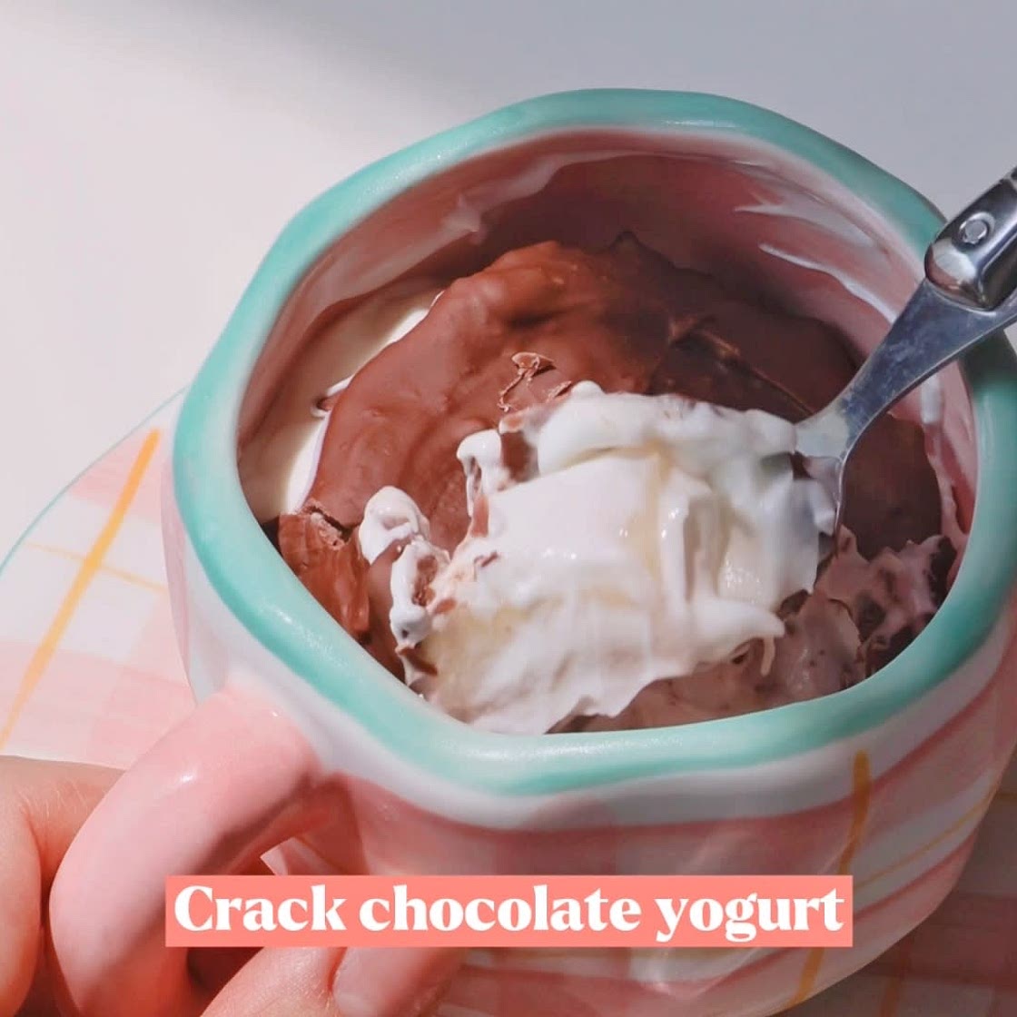 Crack chocolate yogurt