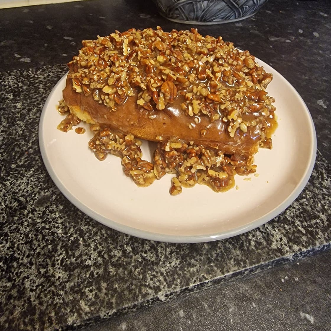 Air Fryer Salted Caramel Pecan Pound Cake