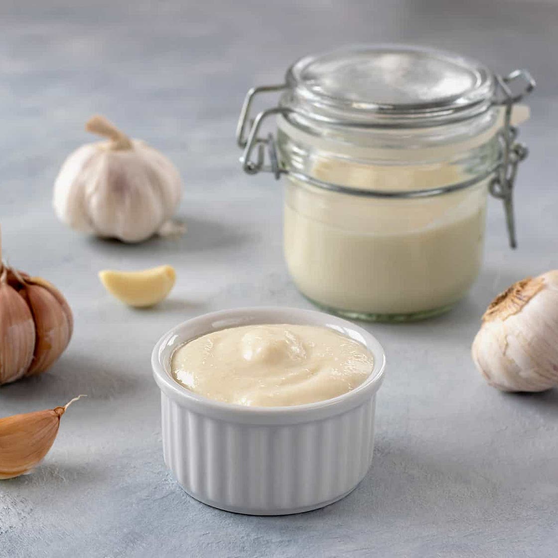 Lebanese Garlic Sauce (Toum)