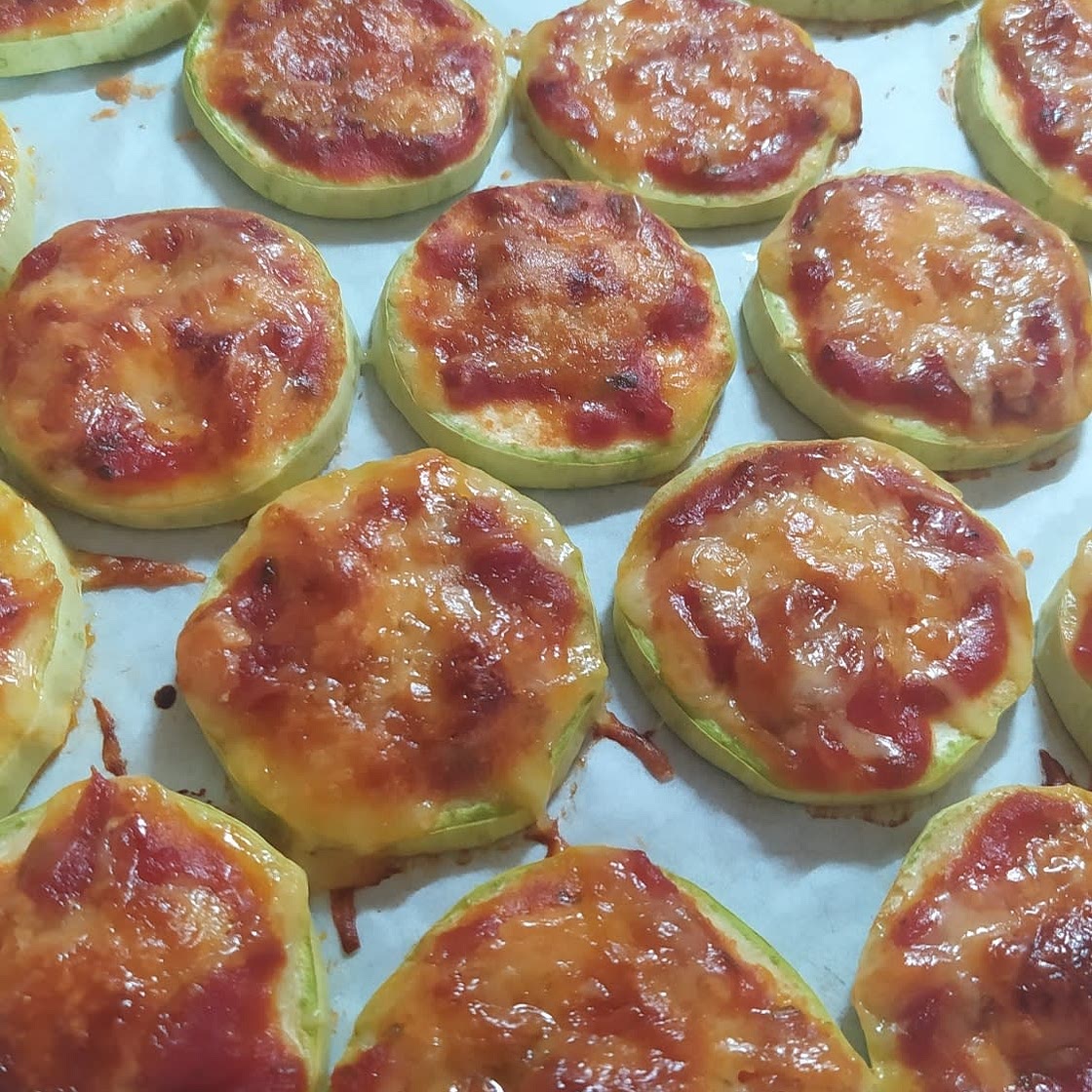 Mini Zucchini Pizzas