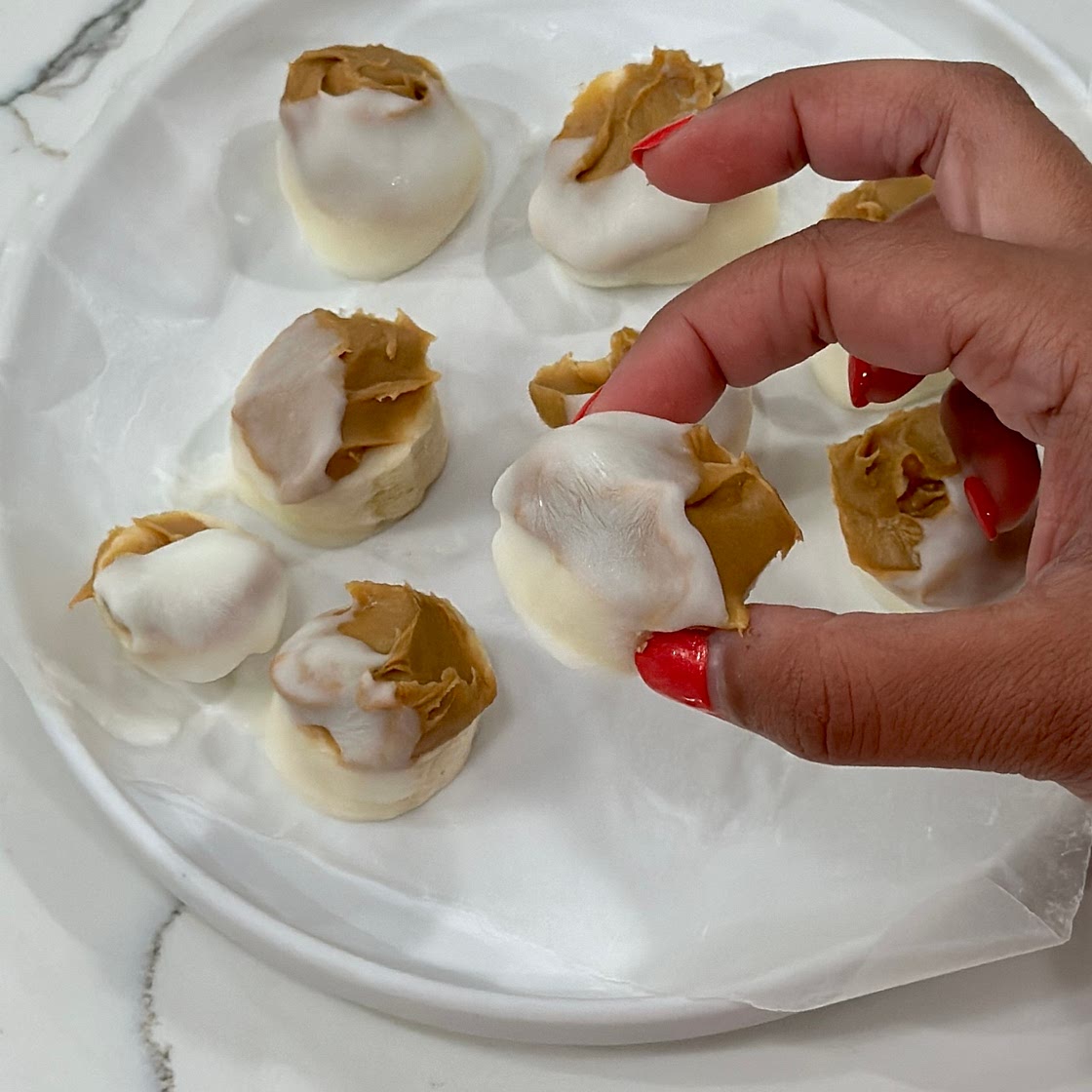 Peanut butter banana bites