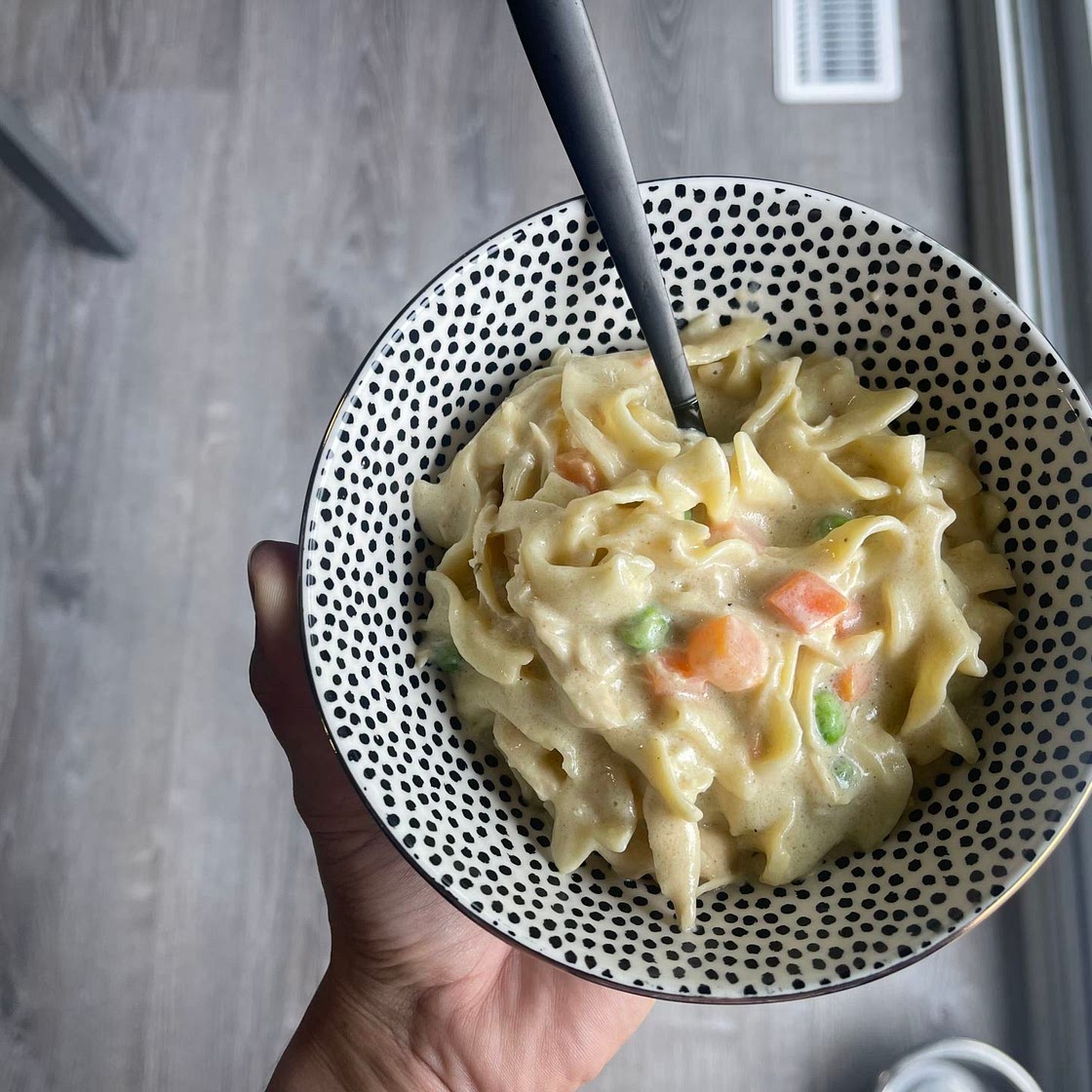 Crockpot chicken and noodles 