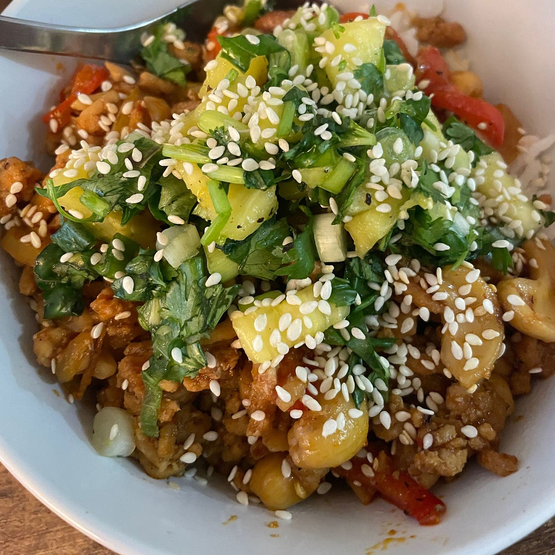 20 Minute Ginger Pineapple Chicken Stir Fry