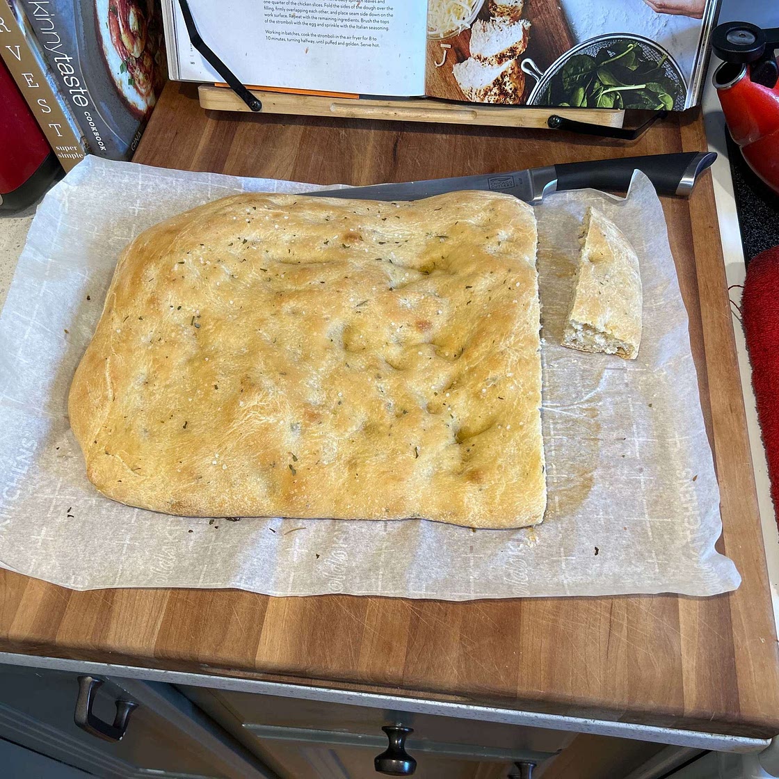 Basic foccacia (bread machine or stand mixer)