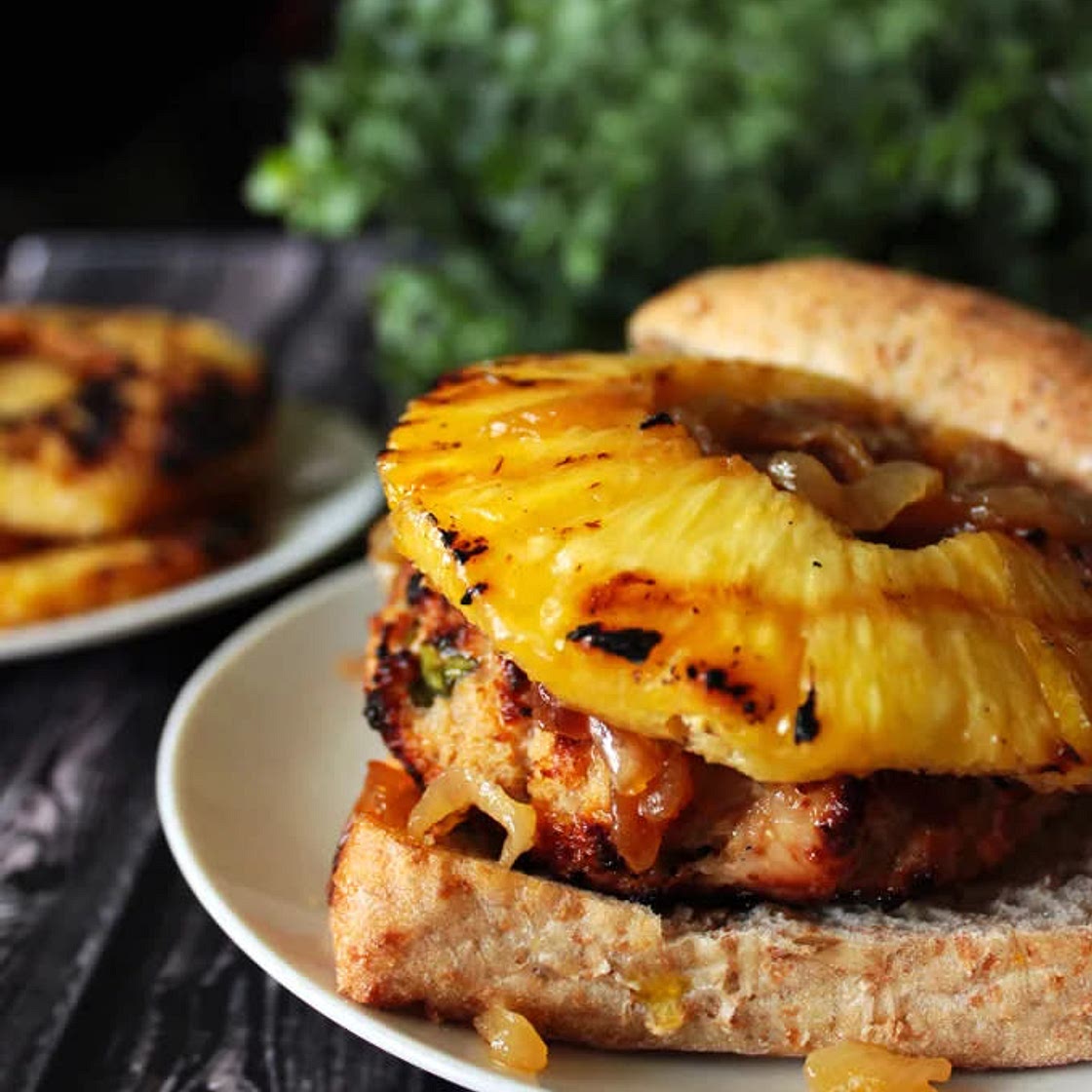 Spiced chicken and pineapple burger 