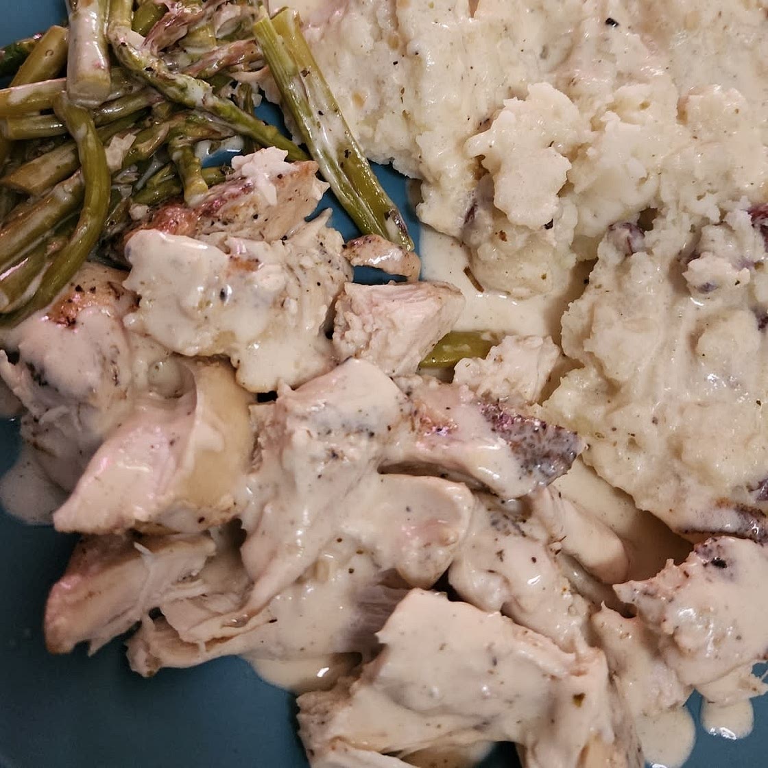 Creamy Lemon Garlic Chicken with Asparagus (30 Minutes!)