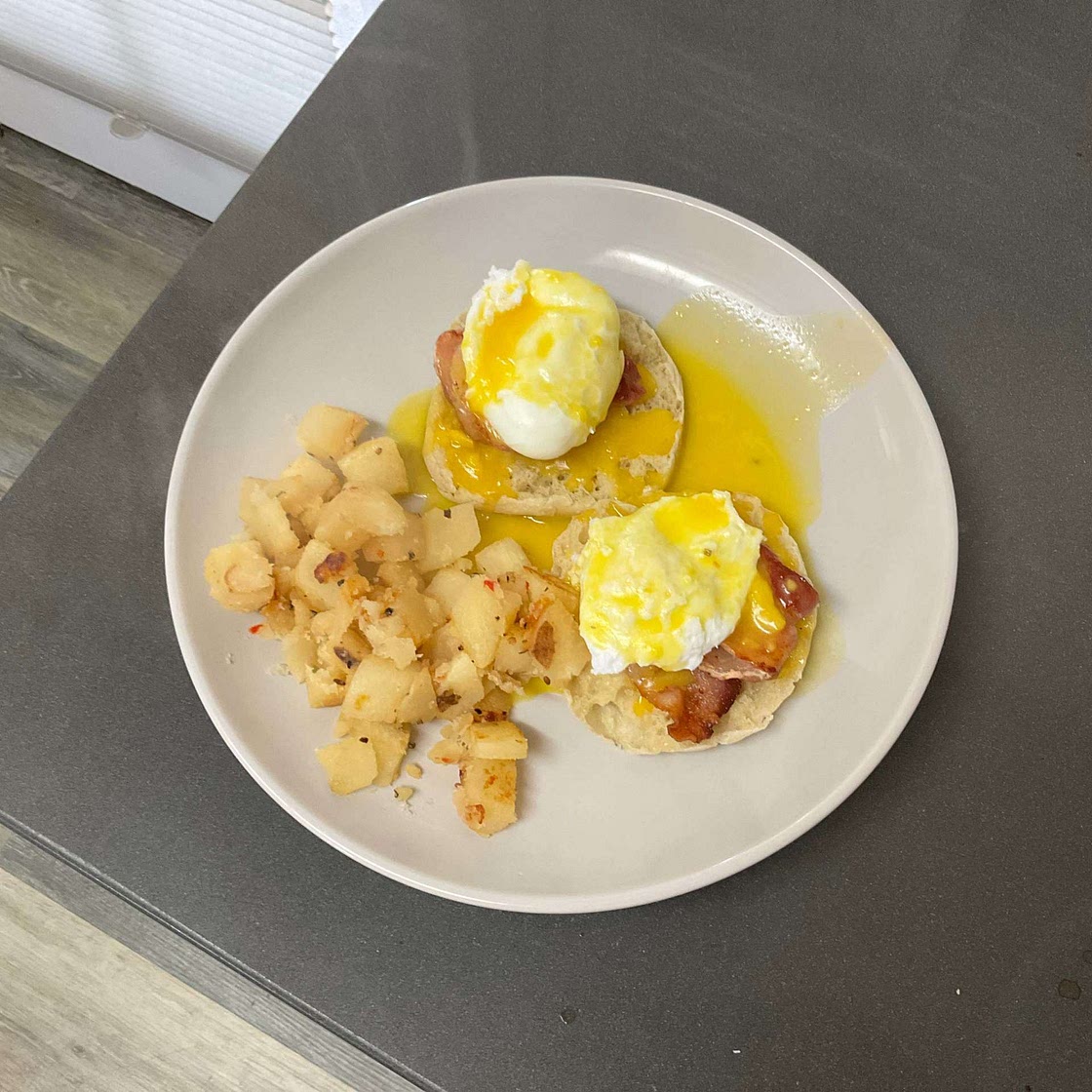 Eggs Benedict with homemade Hollandaise Sauce