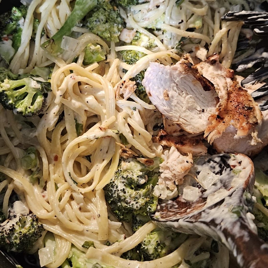 Creamy Lemon Chicken Pasta Recipe