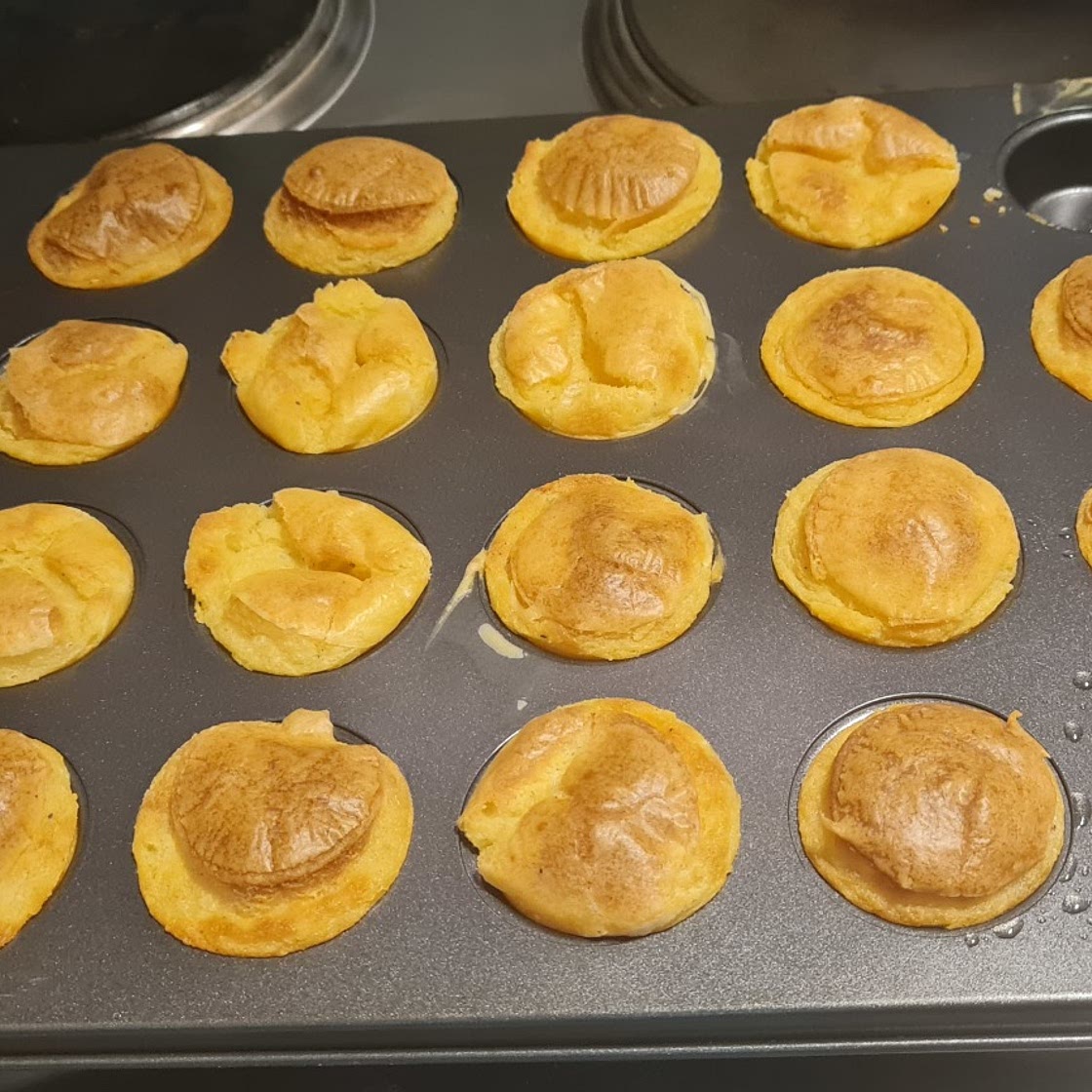 Noodee cheese puffss