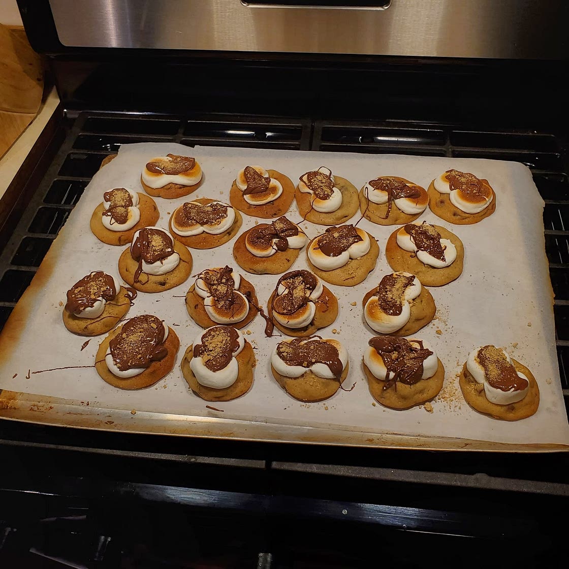 Crumbl-inspired S'more Chocolate Chip Cookies