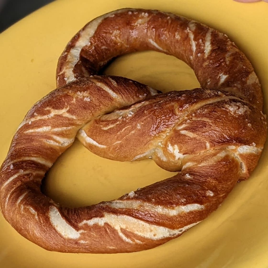 Easy Homemade Soft Pretzels