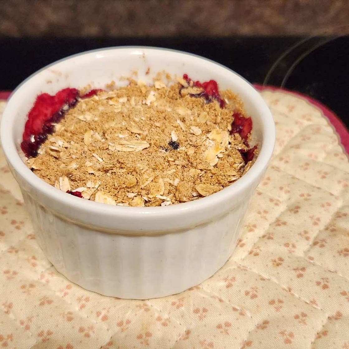 Berry crisp for one
