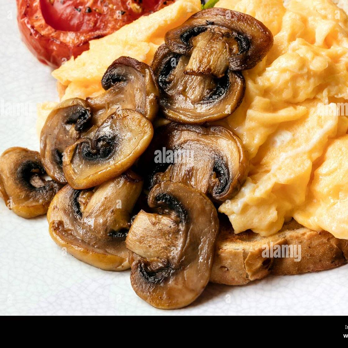 Scrambled egg & extras (1)