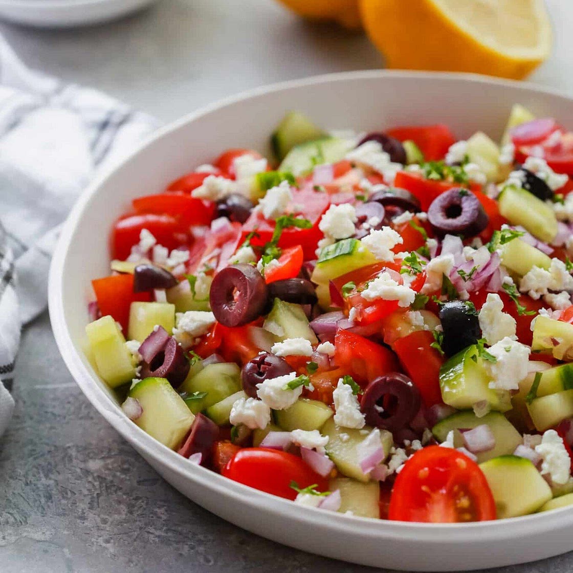 Easy Mediterranean Salad