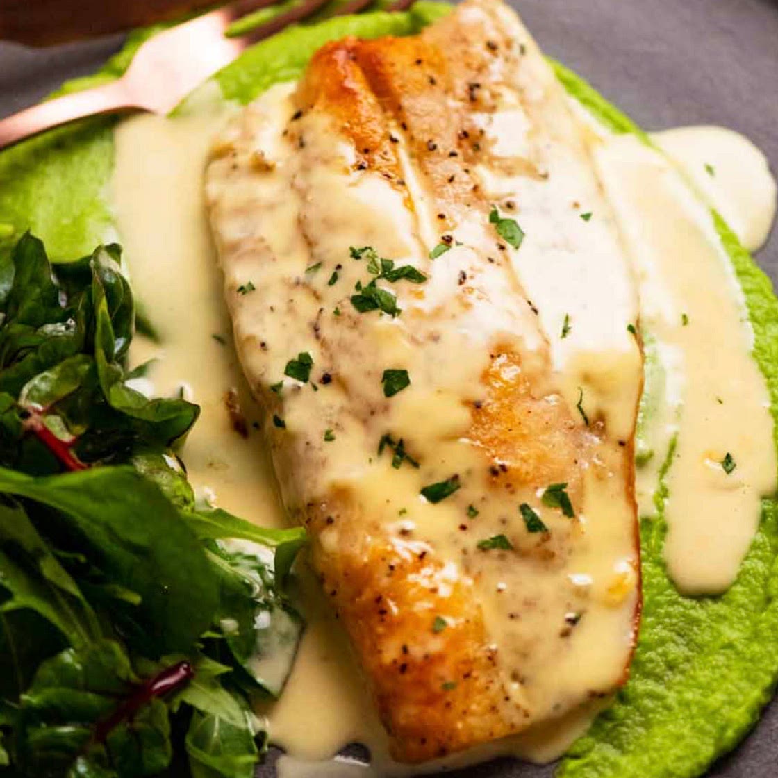Fish in white wine sauce 