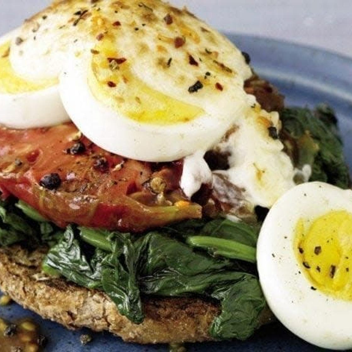 Egg, Spinach, and Tomato Sandwhich