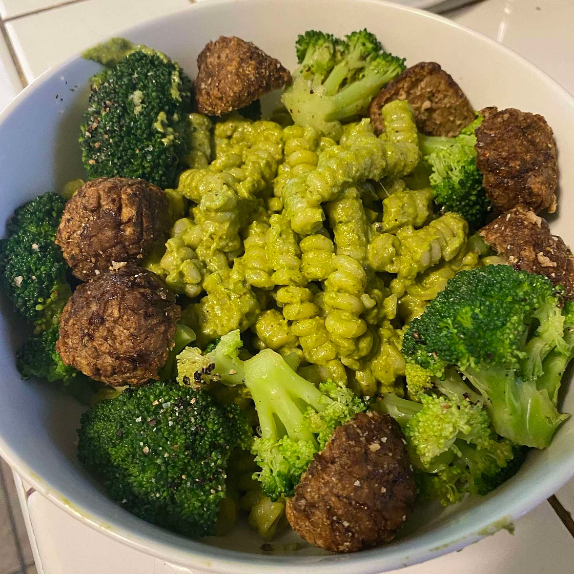 Easy Vegan Pesto Sauce 