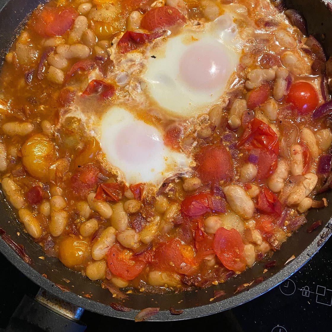 Homemade beans on toast 