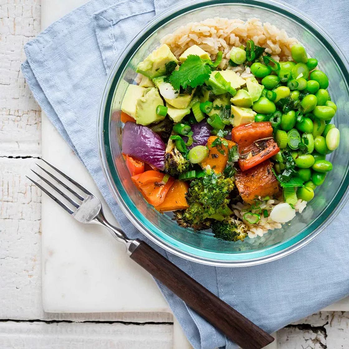 Spicy Edamame and Veggie Bowl with Tahini Drizzle