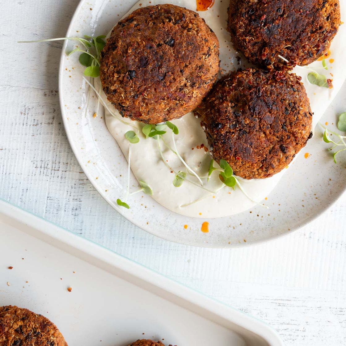 Vegan Quinoa Black Bean Burgers