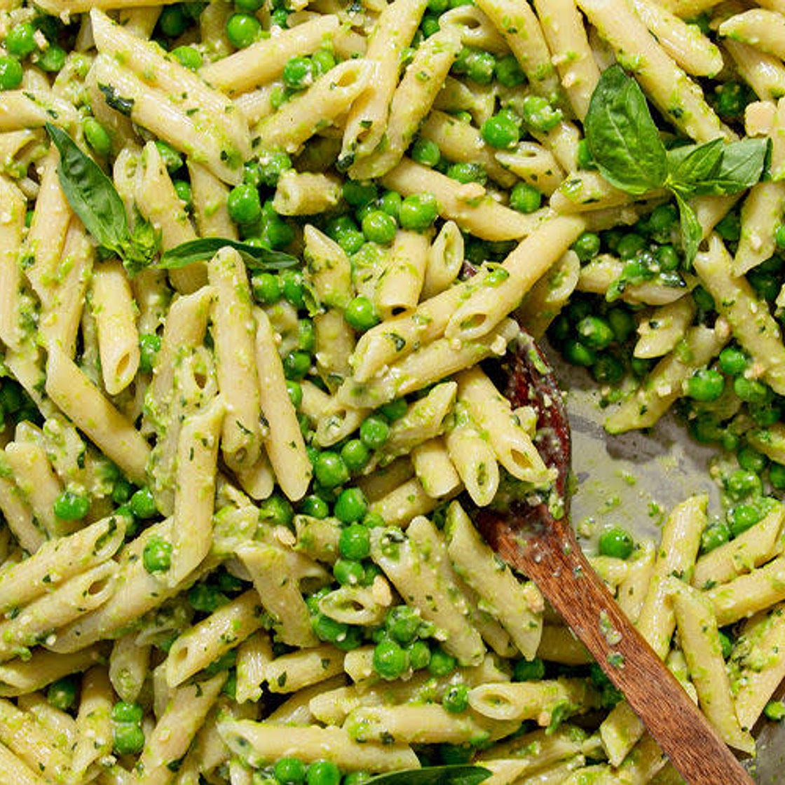 Pea pesto pasta