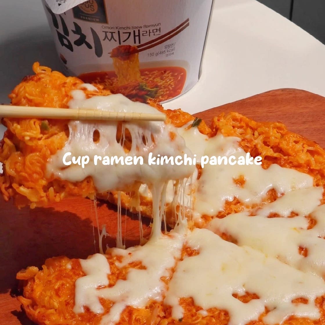 Cup ramen Kimchi pancake